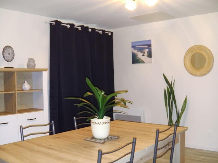 Meuble 2/4 Personnes Villa Noaillac ภายนอก รูปภาพ